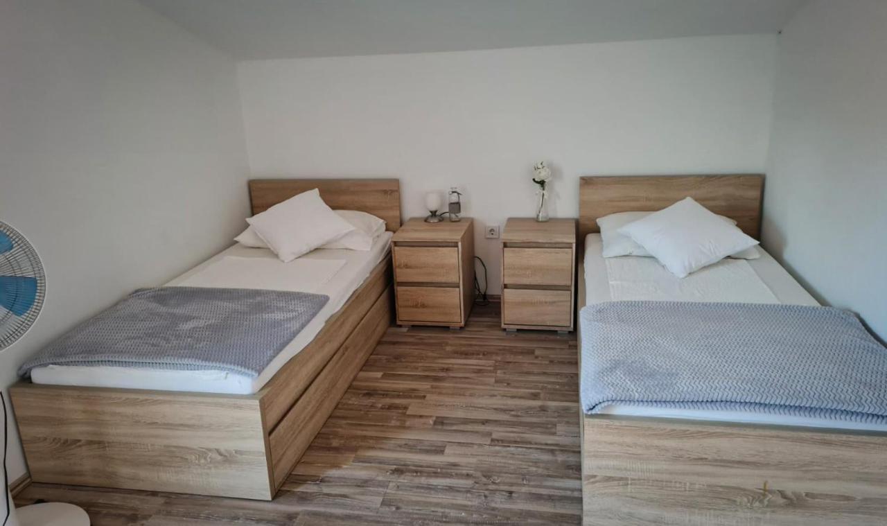 Villa Mena Vir Kültér fotó