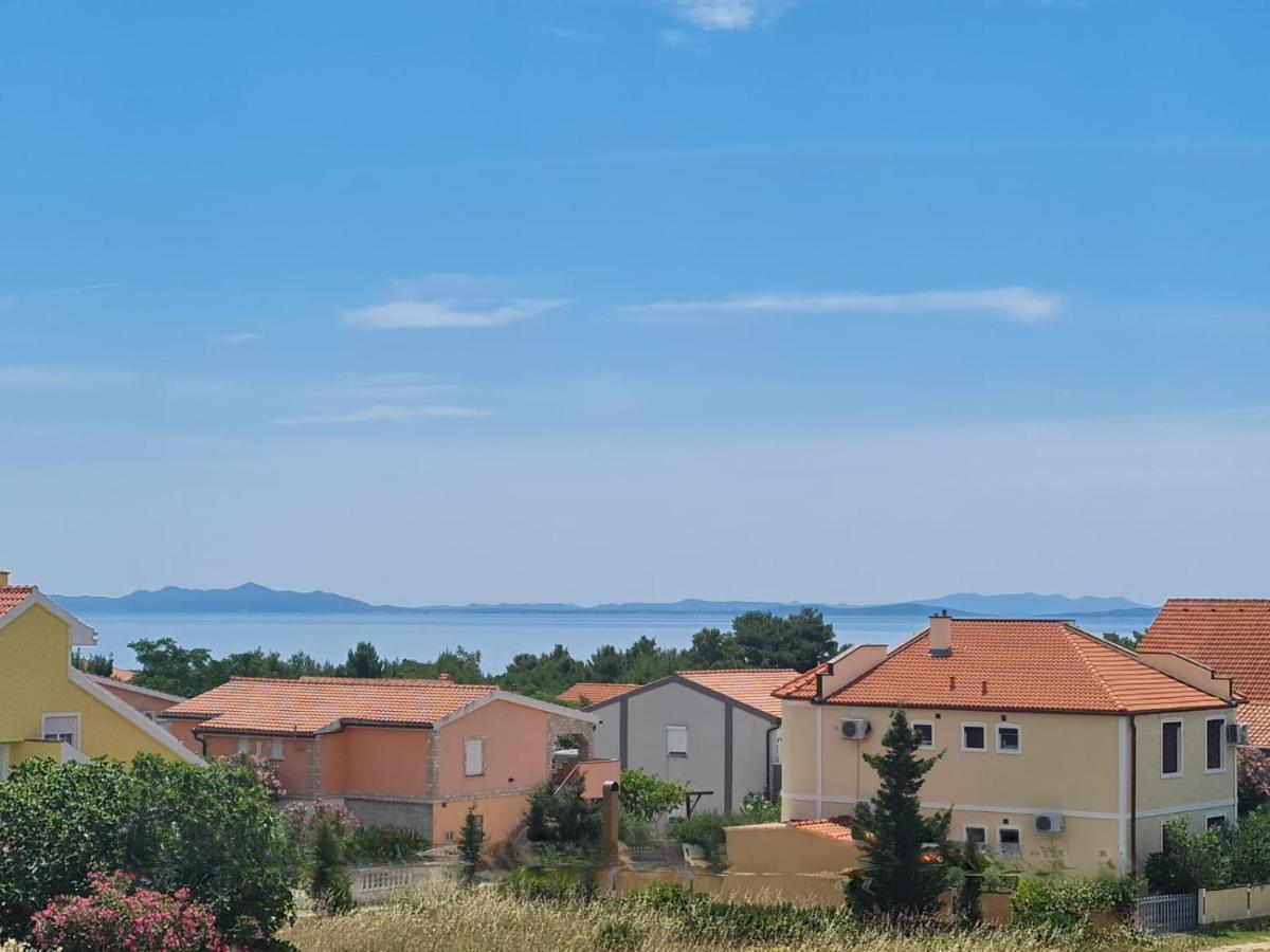 Villa Mena Vir Kültér fotó